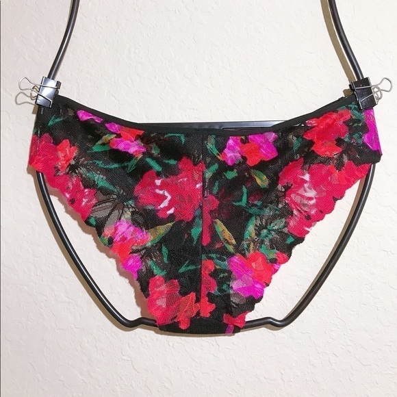 4/$38 💖PINK Victoria’s Secret Panty Cheekster - Picture 3 of 3